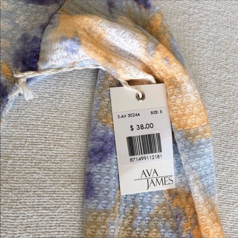 NWT Ava James Women’s Tie-Dye Waffle Knit Hoodie - Picture 6 of 8